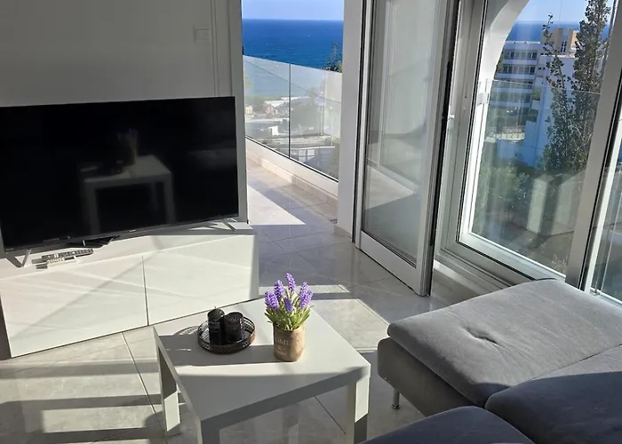 White Sea View * לימסול