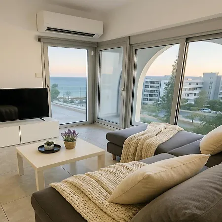 Apartment White Sea View Limassol
